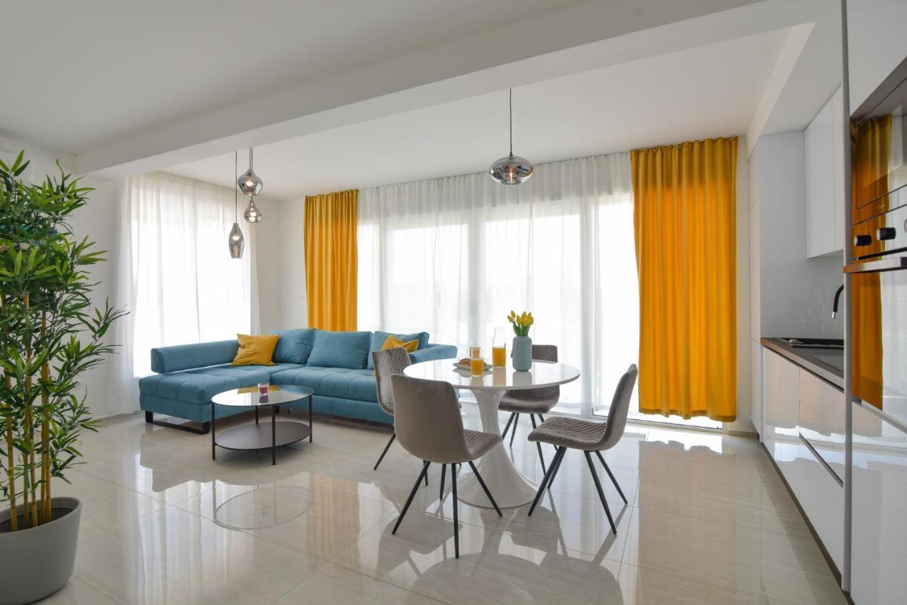 Luxury Apartments La Perla บาร์บินเย ภายนอก รูปภาพ