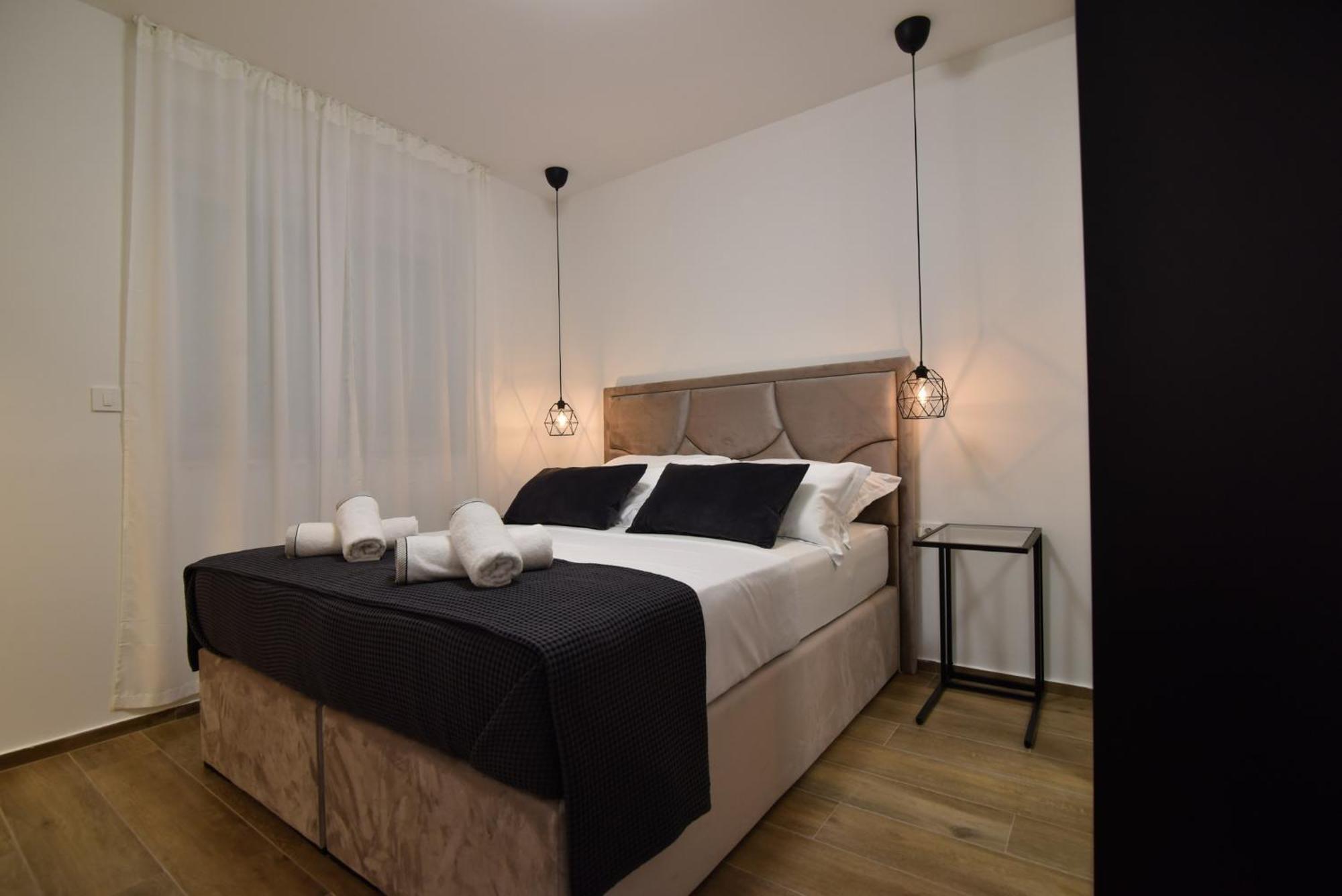 Luxury Apartments La Perla บาร์บินเย ห้อง รูปภาพ